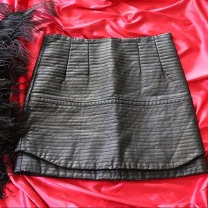 Black leather ribbed skirt